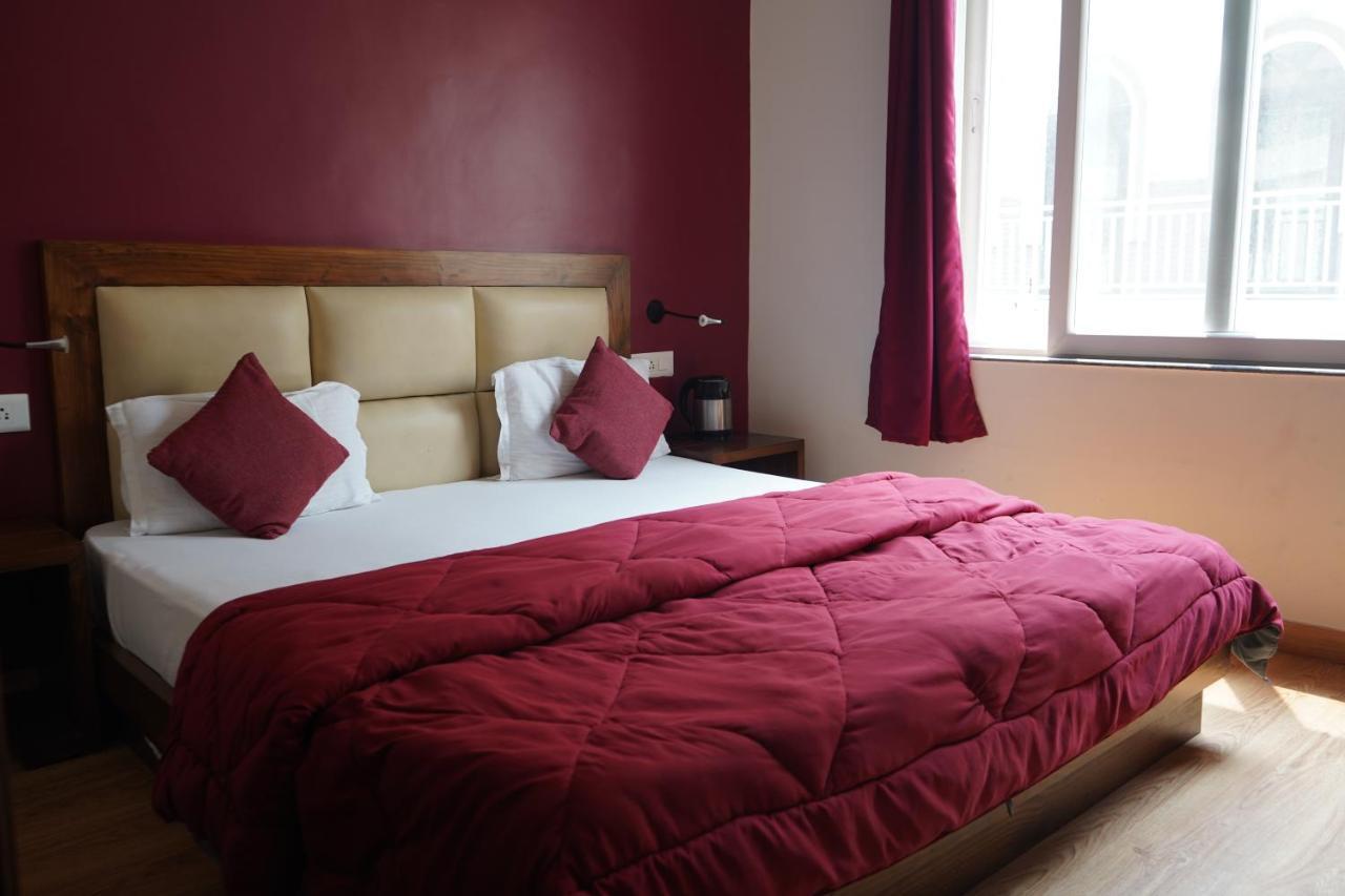 Joey'S Hostel Rishīkesh Dış mekan fotoğraf